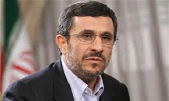 احمدی نژاد خواستار کناره گیری حسن روحانی شد